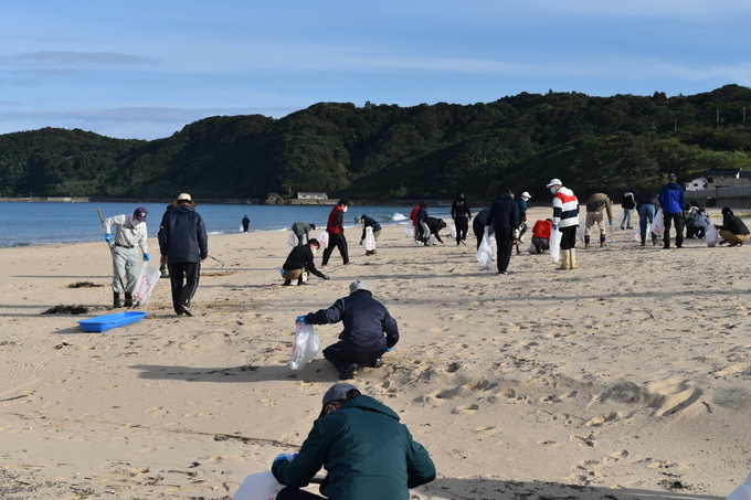 令和３年１０月２４日琴ヶ浜清掃活動写真